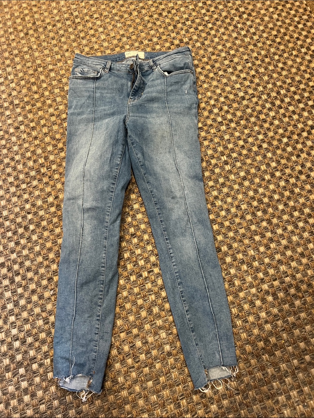 Free People Distressed Skinny Jeans in Faded Blue 30